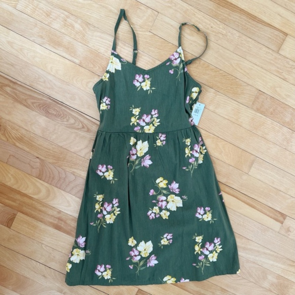 NWT Old Navy Green Floral Dress - Size L